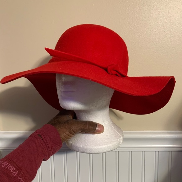 Wool flappy Hat💃🏾 - Picture 7 of 11